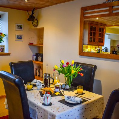 The dining area at Gables Cottage Polbain